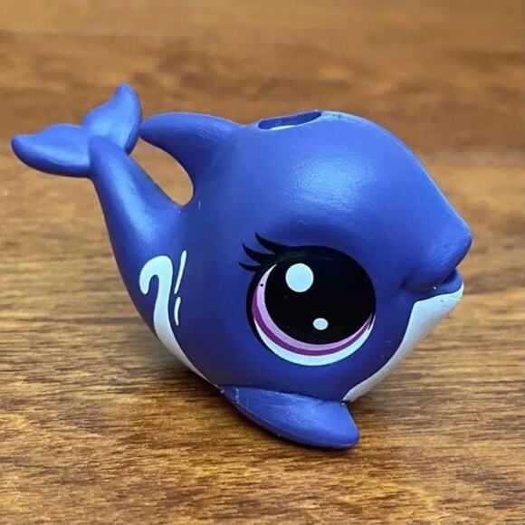 LITTLEST PET SHOP Vintage Dolphin Figure - Picture 1 of 5